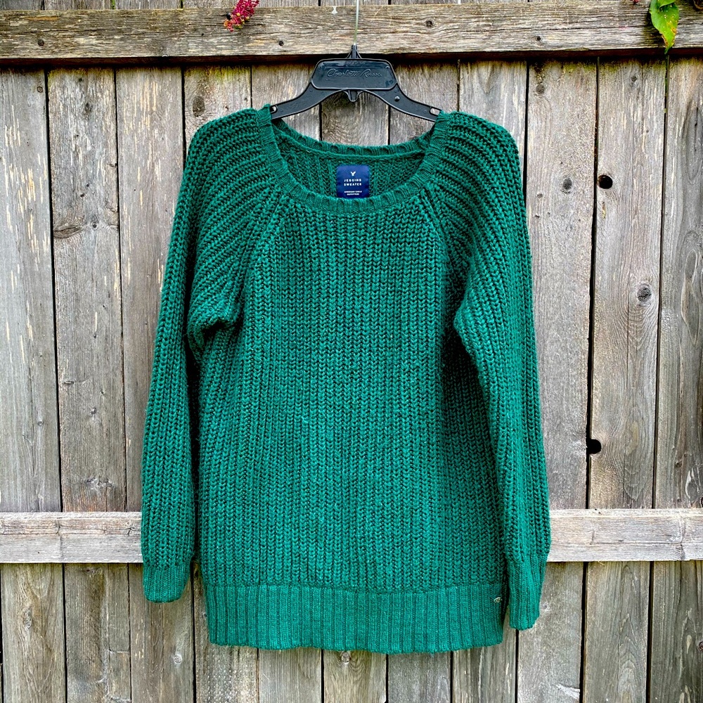 American Eagle dark green sweater